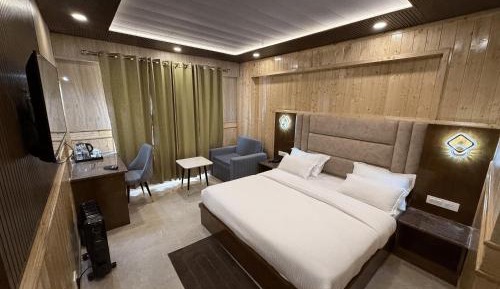 Superior King Room