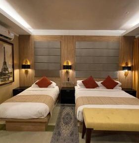 Luxury Triple Room