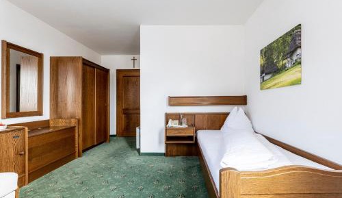 Standard Single Room