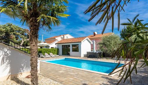 Superior Villa