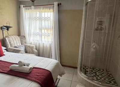 Room #1498478902