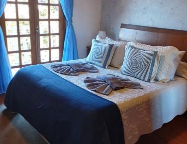 Deluxe Suite with Spa Bath