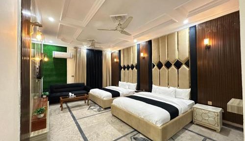 Superior Family Room