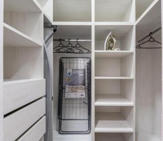 One-Bedroom Deluxe Apartment