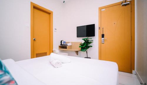 Deluxe Queen Room