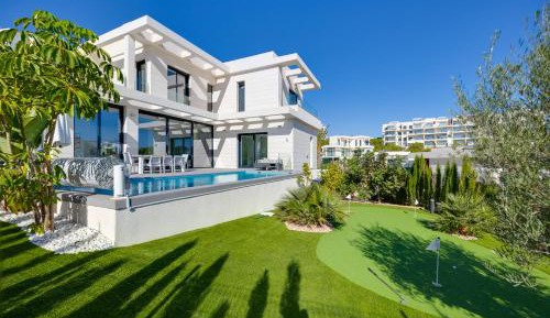 Villa with Private Pool