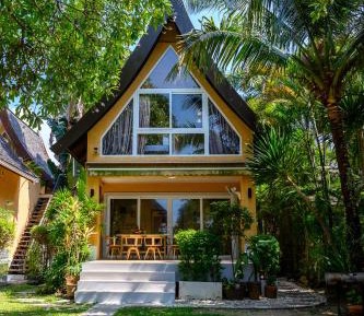 Four-Bedroom Villa with Garden View