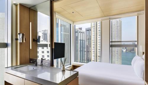 Superior King Room with Harborside