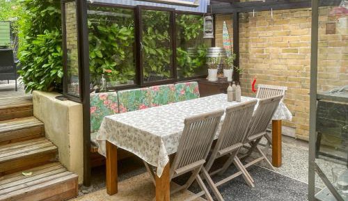 Four-Bedroom Holiday Home