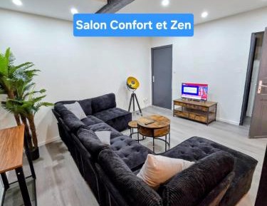 Three-Bedroom Apartment with Mountain View