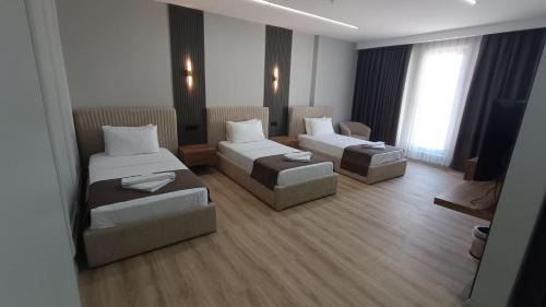 Triple Room with Garden View