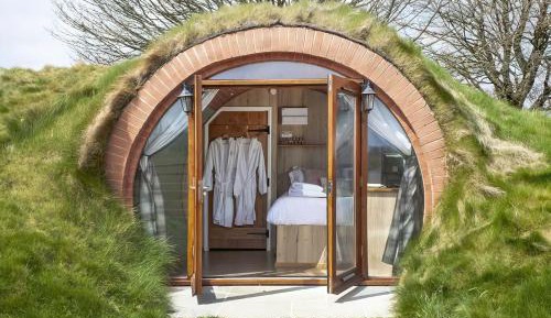 Three-Bedroom Holiday Home 