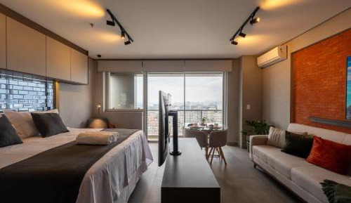 Studio Apartment with Queen Bed