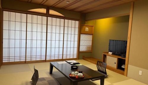 Japanese-Style Room