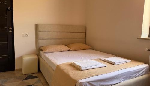 Quadruple Room with Private Bathroom