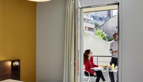 Studio with Balcony