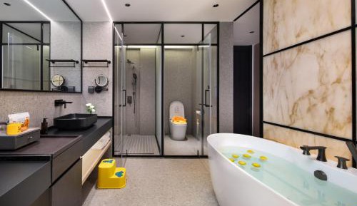 Triple Room with Bath