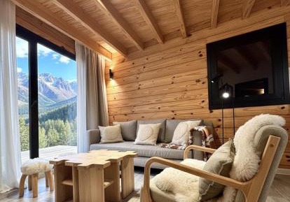 Two-Bedroom Deluxe Apartment with Balcony