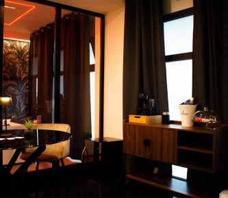 King Room with Spa Bath
