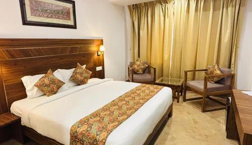 Large Double Room