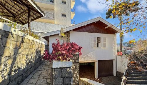 One-Bedroom House