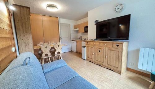 Apartment (4 Adults)