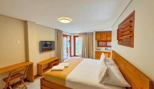 Deluxe Double Room with Bath