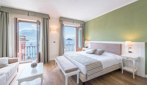 Superior Double Room with Lake View