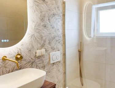 Standard Double Room with Shared Bathroom
