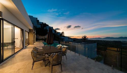 Deluxe Villa