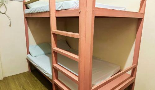 Quadruple Room with Private Bathroom