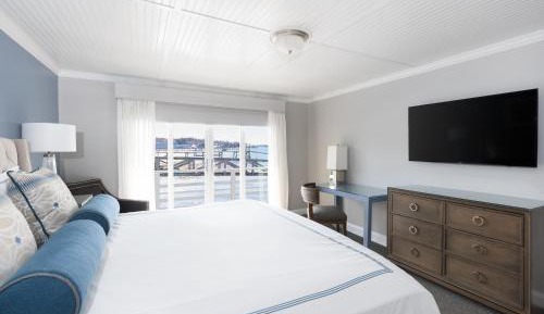 Superior Waterview King