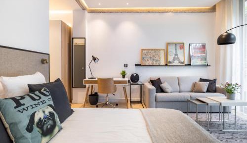 Studio Apartment