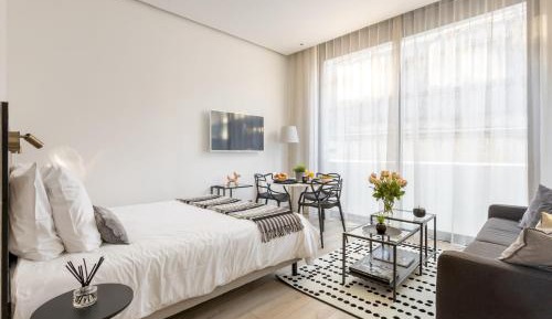 Studio Apartment