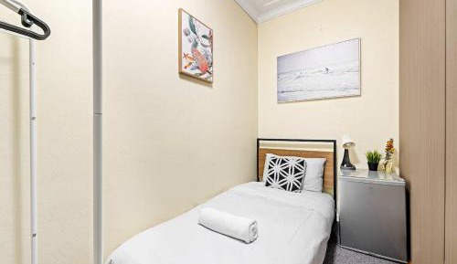 Single Room with Shared Bathroom