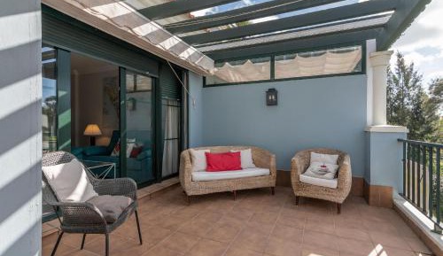 Apartment with Garden View
