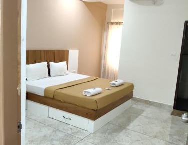 Double Room with Private Bathroom