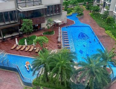Two-Bedroom Apartment with Balcony