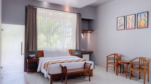 Deluxe Double or Twin Room with Garden View