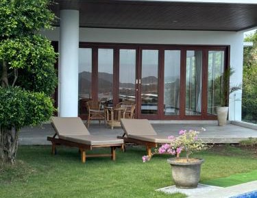 Double Room with Pool View