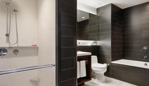 King Suite with Times Square View