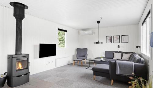 Three-Bedroom Holiday Home 