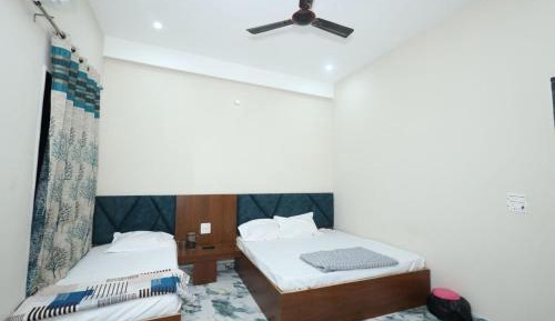 Standard King Room