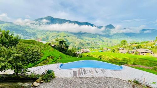 Double Room with Mountain View
