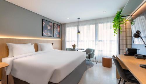 Superior King Room