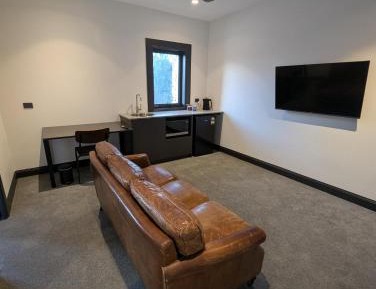 Queen Suite