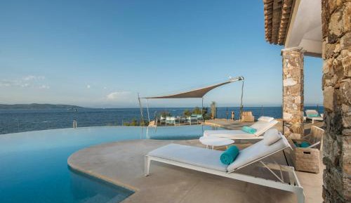 Deluxe Villa
