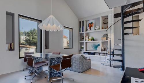 One-Bedroom House