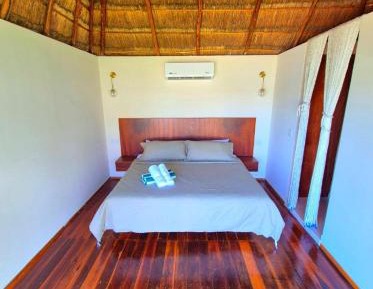 Deluxe Bungalow with Garden View