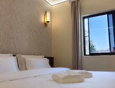 Standard King Room